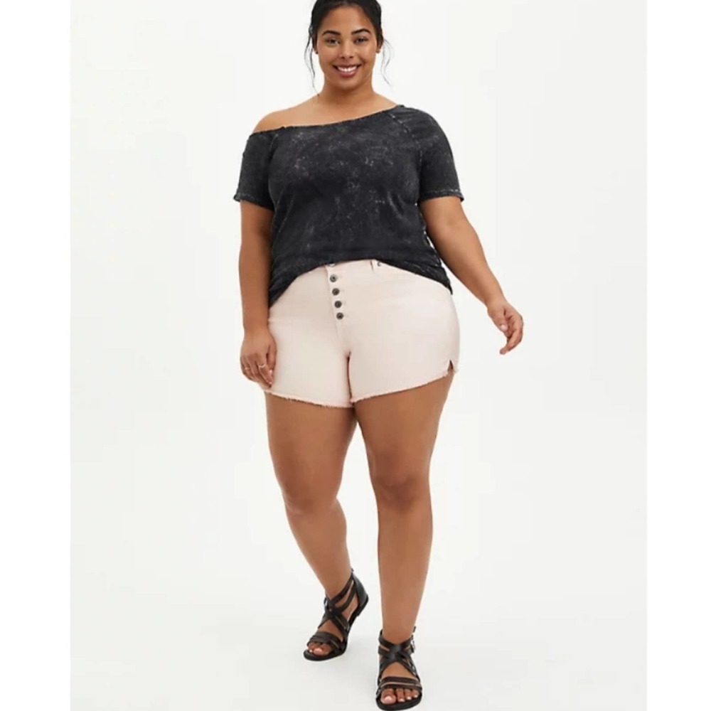 TORRID SIZE 20 HIGH RISE SHORT VINTAGE STRETCH - Picture 5 of 8